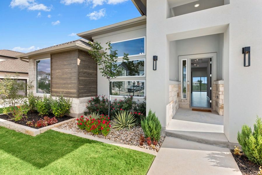 Exterior details and patio area of a home in Santa Rita Ranch, Liberty Hill (Image 3).