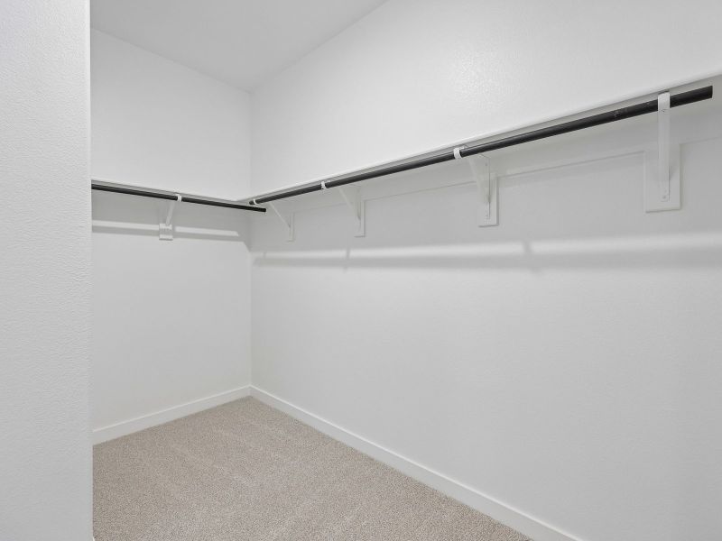 Spacious, unfurnished interior of a new home in Cibolo Hills West - Spring Series, Fort Worth (Image 19).