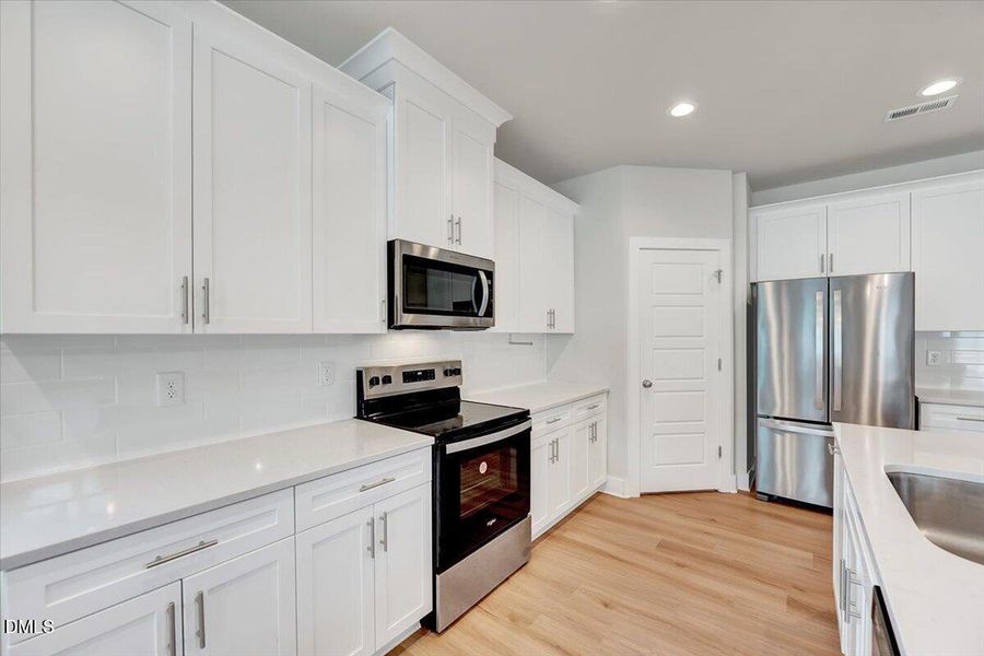 12-7412 Prato Ct-12 12-7412 Prato Ct-12