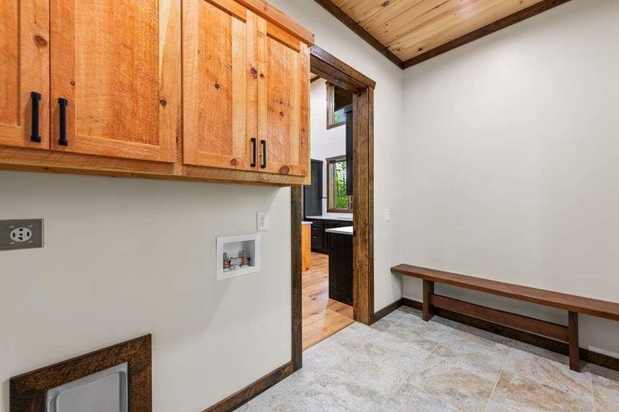 Furnished interior view inside a new home in , Blue Ridge (Image 63).