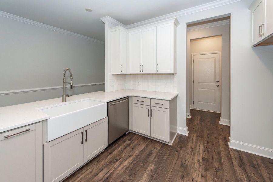 Furnished interior view inside a new home in Hampton Woods, Summerville (Image 15). Furnished interior view inside a new home in Hampton Woods, Summerville (Image 15).