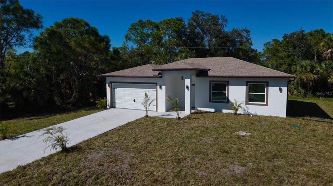 Exterior details and patio area of a home in , Punta Gorda (Image 42). Exterior details and patio area of a home in , Punta Gorda (Image 42).