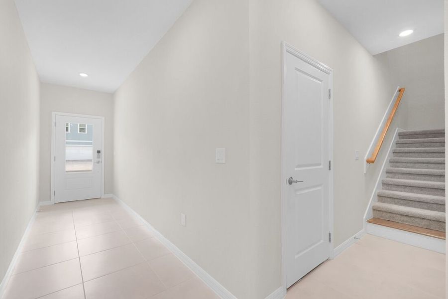 Spacious, unfurnished interior of a new home in Cherry Elm at SilverLeaf, St. Augustine (Image 16).