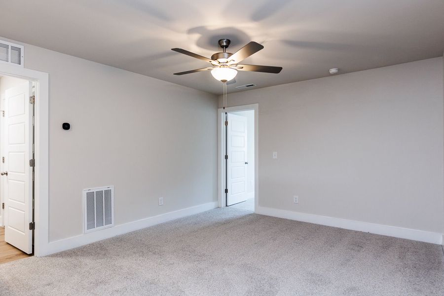 Spacious, unfurnished interior of a new home in Vaughan Farms, Angier (Image 17). Spacious, unfurnished interior of a new home in Vaughan Farms, Angier (Image 17).
