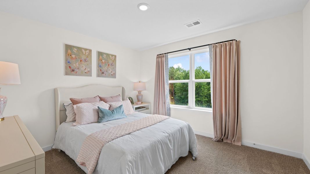 Furnished interior view inside a new home in Lone Oaks Farm, Cleveland (Image 39).