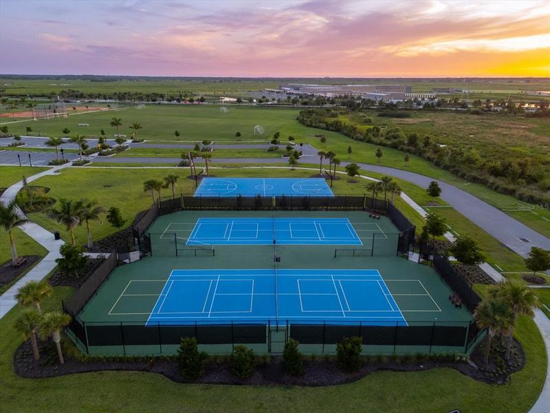 Community amenities in , Sarasota (Image 36). Community amenities in , Sarasota (Image 36).