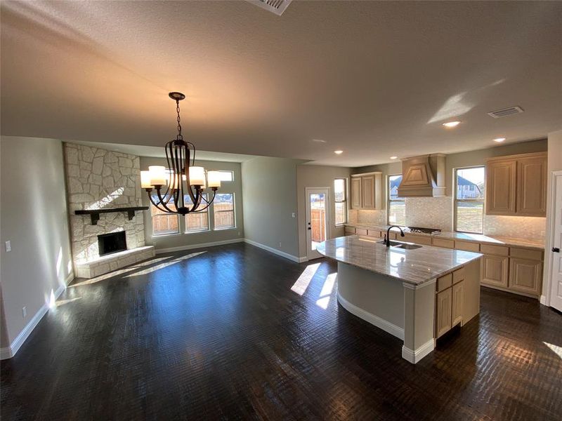 Amazing great room with room for everyone plus a guest each! Amazing great room with room for everyone plus a guest each!