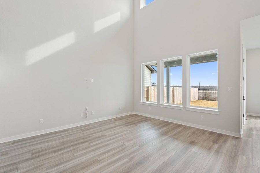 Spacious, unfurnished interior of a new home in Lagos Reserve, Manor (Image 34). Spacious, unfurnished interior of a new home in Lagos Reserve, Manor (Image 34).