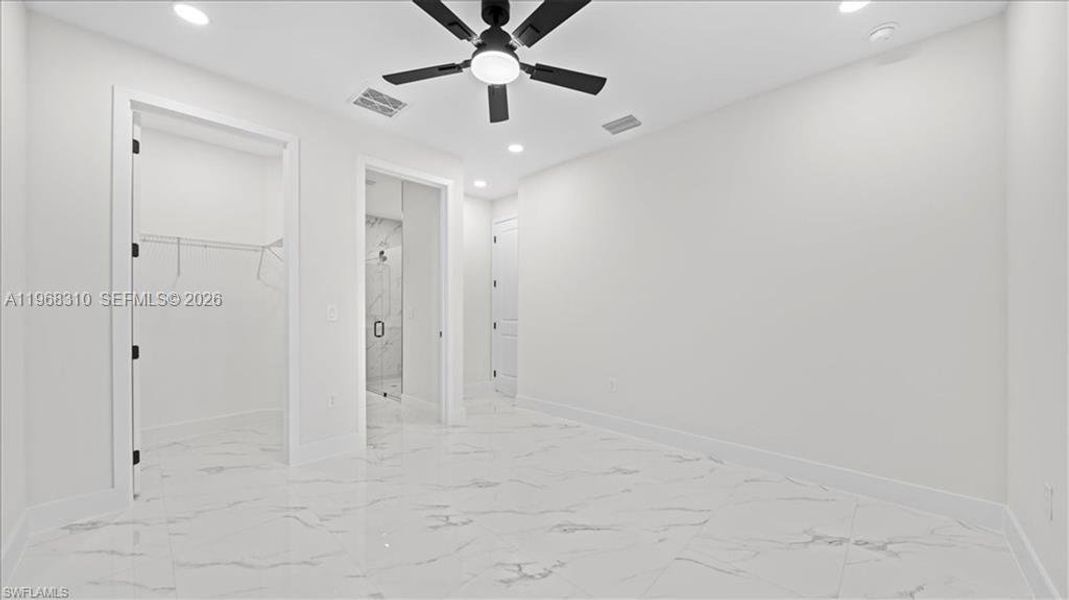 Spacious, unfurnished interior of a new home in , Lehigh Acres (Image 14).