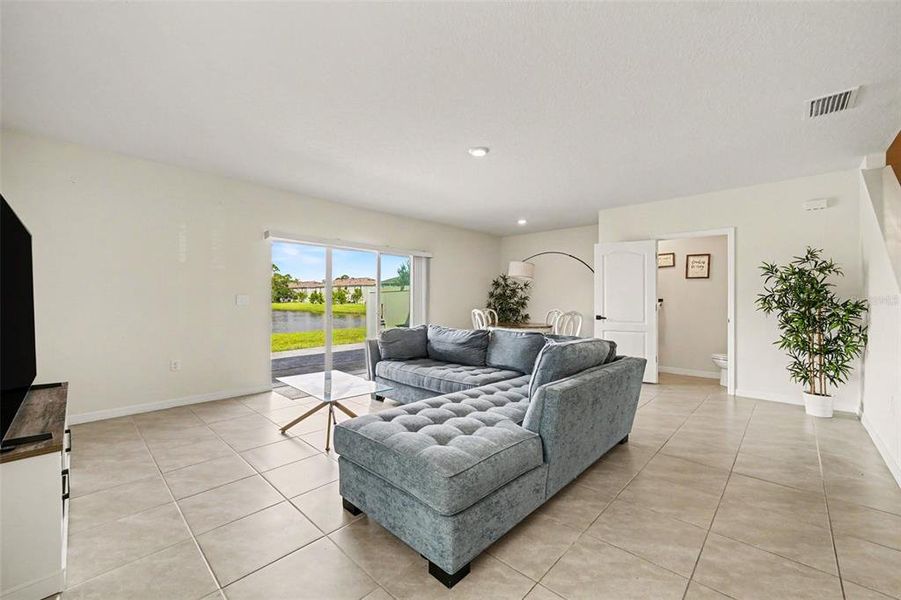 Furnished interior view inside a new home in , Edgewater (Image 25).