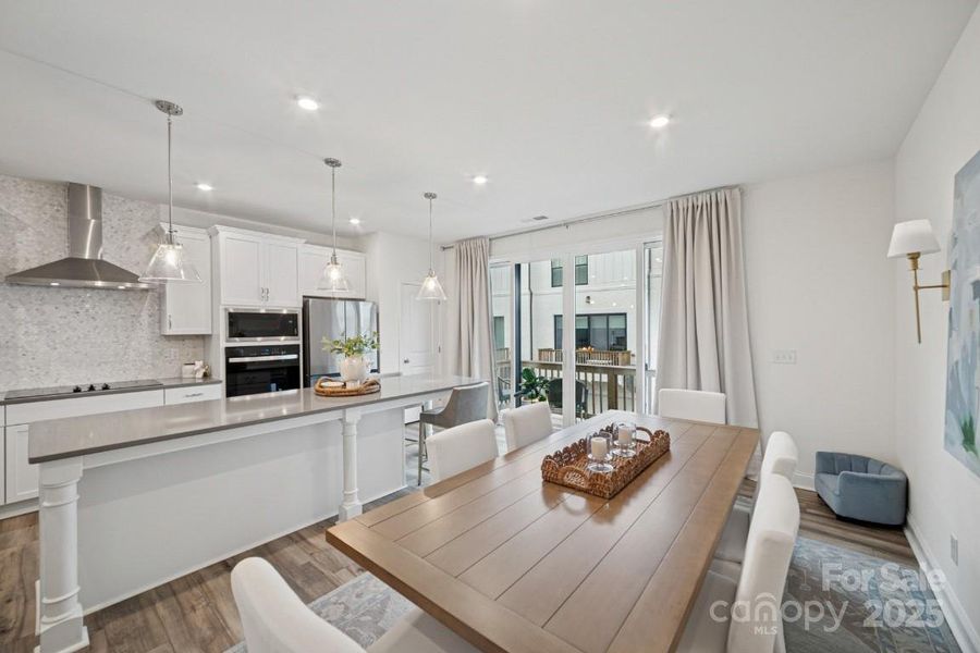 Comfortably Large Dining Room Comfortably Large Dining Room