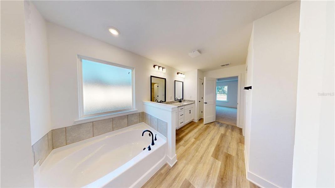 Furnished interior view inside a new home in , Alachua (Image 13).