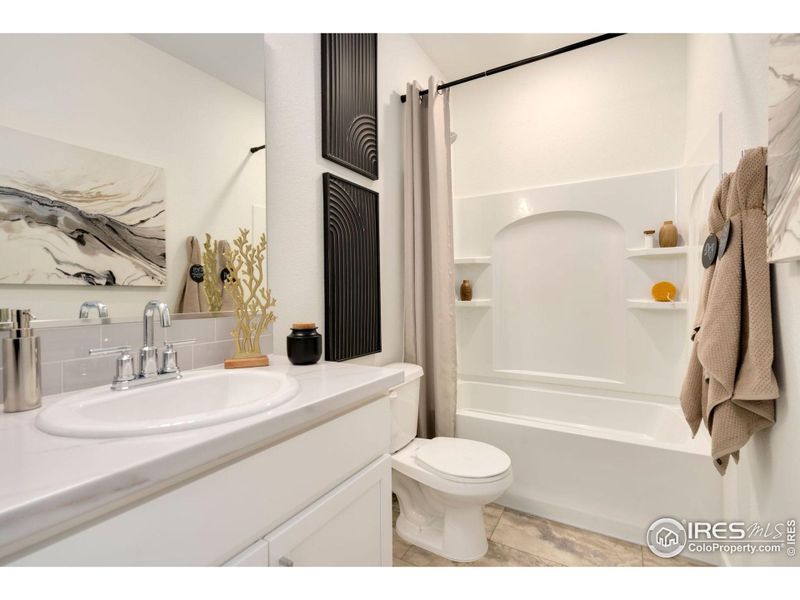 Stock photo, may contain additional upgrades