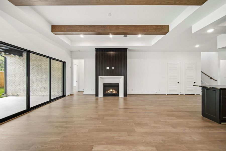 Spacious, unfurnished interior of a new home in , Houston (Image 14).