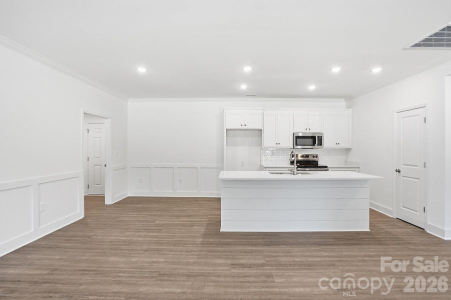 Image 35 of a home in .