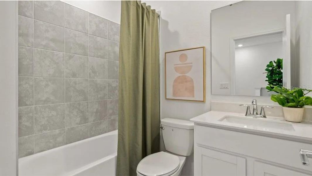 Furnished interior view inside a new home in , Orlando (Image 13).