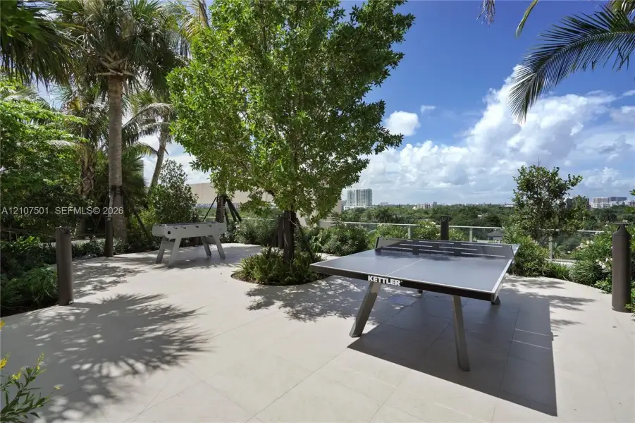 Community amenities in , Miami (Image 56).