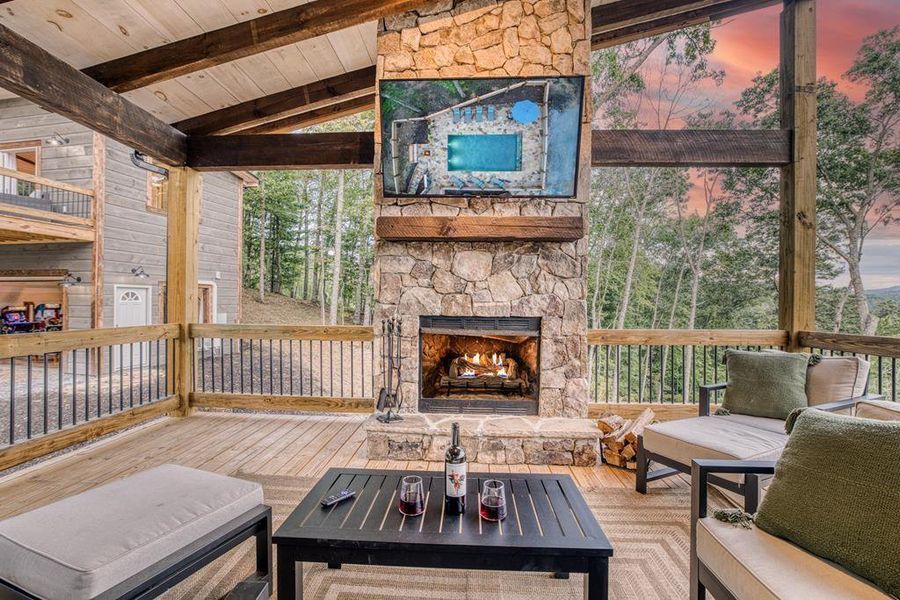 Community amenities in , Mineral Bluff (Image 71). Community amenities in , Mineral Bluff (Image 71).