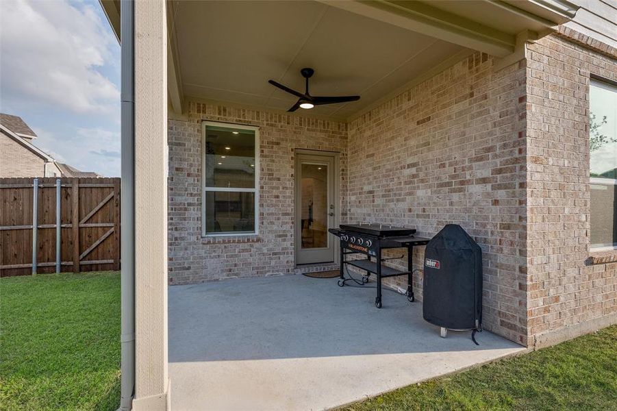 Exterior details and patio area of a home in Erwin Farms, McKinney (Image 26).