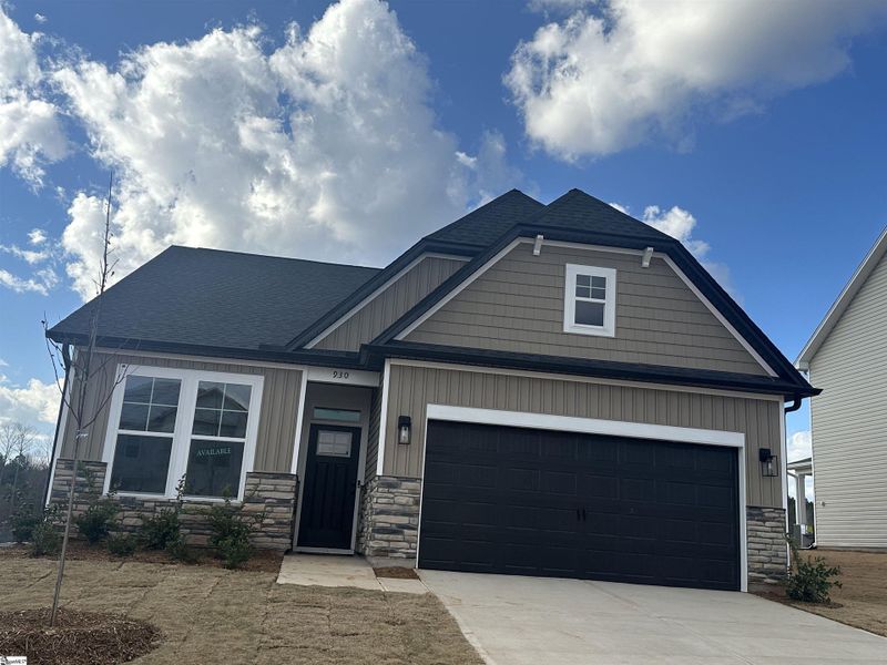 Front exterior of a new home in Shiloh Trail, Wellford, SC, highlighting curb appeal (Image 23). Front exterior of a new home in Shiloh Trail, Wellford, SC, highlighting curb appeal (Image 23).
