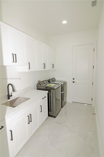 Furnished interior view inside a new home in , Lehigh Acres (Image 7).