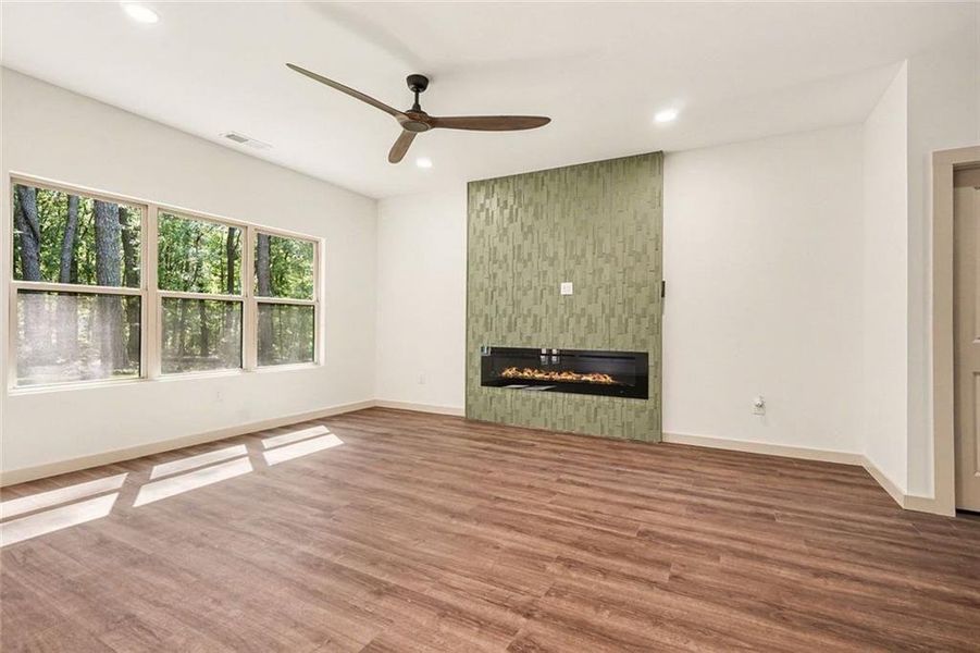 Spacious, unfurnished interior of a new home in , Conyers (Image 33).
