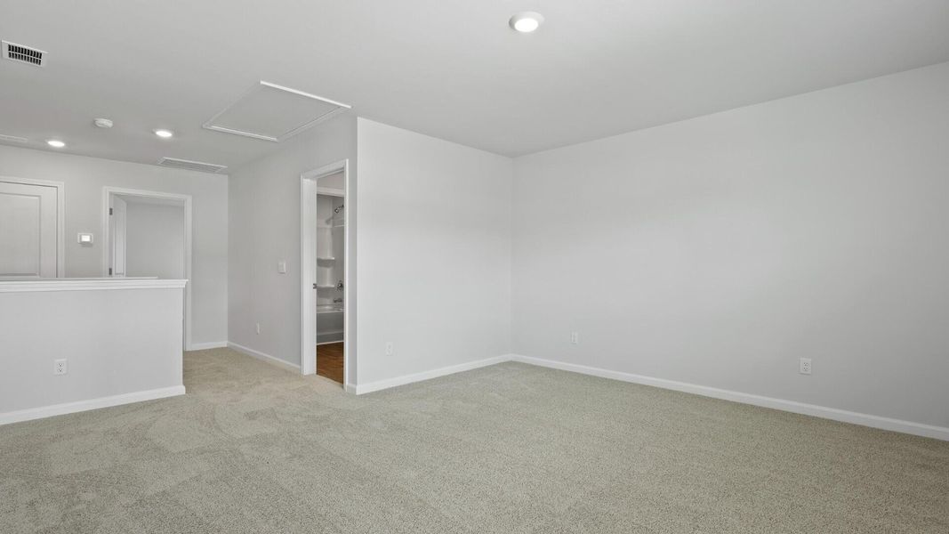 Spacious, unfurnished interior of a new home in , Moncks Corner (Image 14).