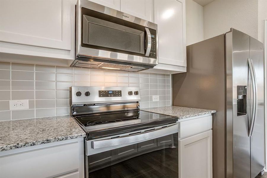 Furnished interior view inside a new home in , Mansfield (Image 8).