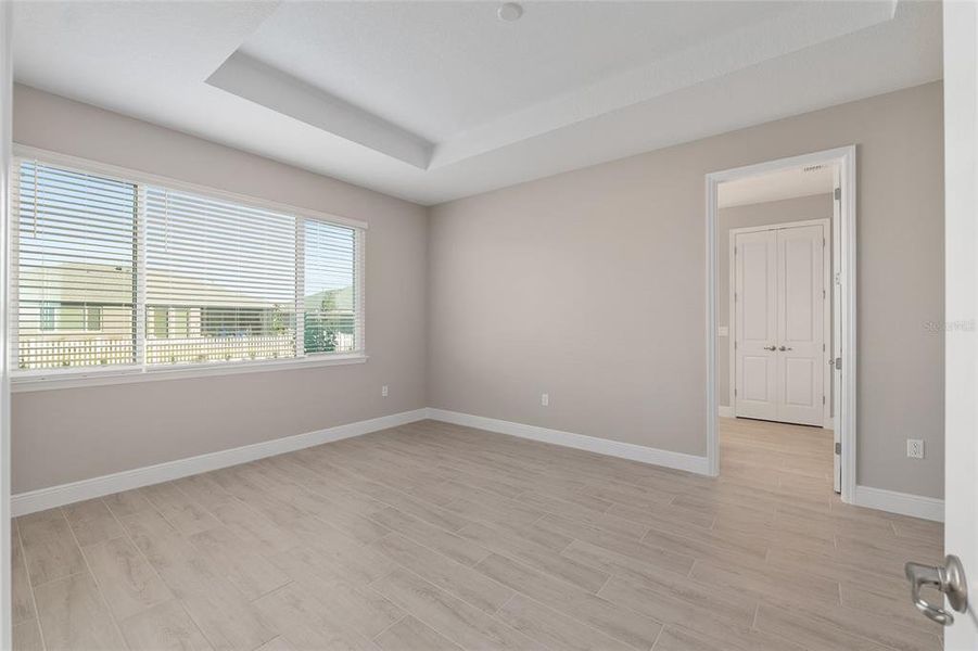 Spacious, unfurnished interior of a new home in , Ocala (Image 47).