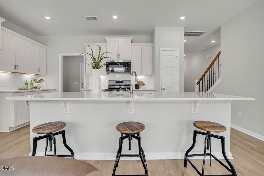 Kitchen-3---Mandevilla---Six-Oaks