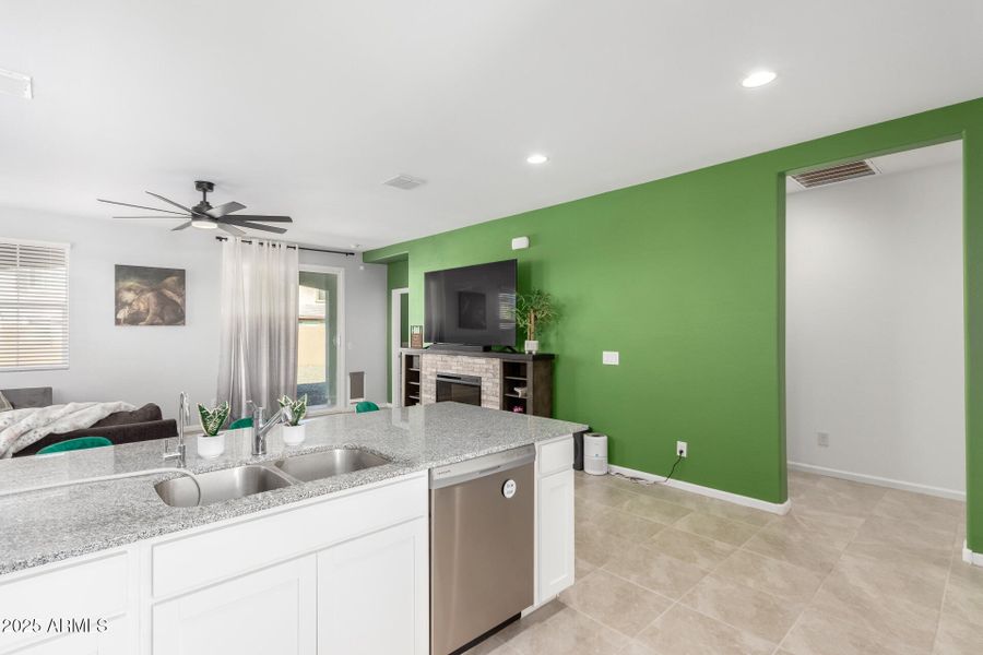 11 - Excelsior 11 - Excelsior