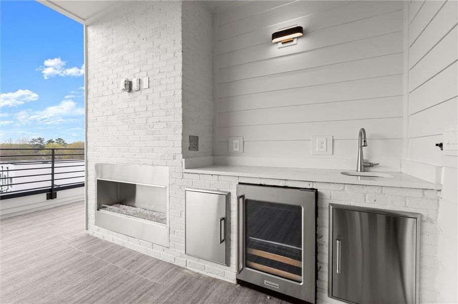 Furnished interior view inside a new home in , Alpharetta (Image 13).