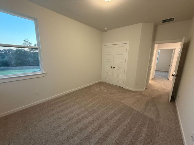 Spacious, unfurnished interior of a new home in Spring Lake, Huntsville (Image 26).