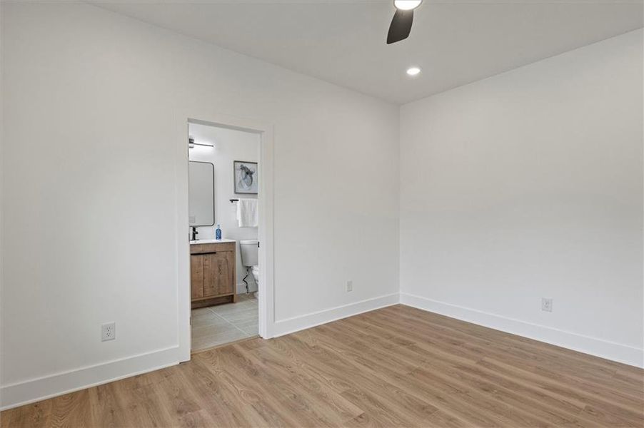 Spacious, unfurnished interior of a new home in , Atlanta (Image 41). Spacious, unfurnished interior of a new home in , Atlanta (Image 41).