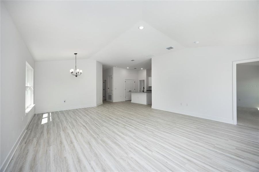 Spacious, unfurnished interior of a new home in Briarwood, Alachua (Image 41).