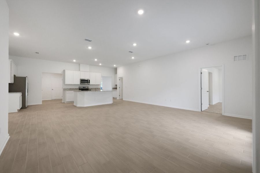 2,714sf New Home in Jacksonville, FL.  - Slide 38