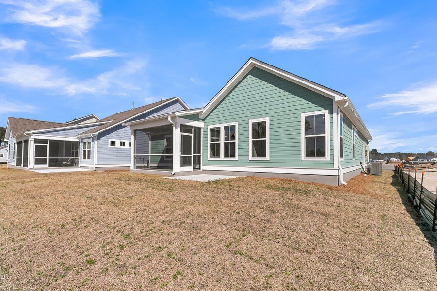 Exterior details and patio area of a home in Cherrywood Estates, Summerville (Image 25).