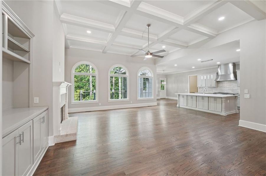 Furnished interior view inside a new home in The Reserve At Governors Towne Club, Acworth (Image 51). Furnished interior view inside a new home in The Reserve At Governors Towne Club, Acworth (Image 51).