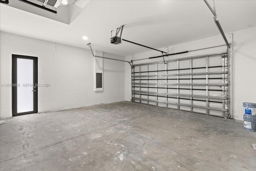 Spacious, unfurnished interior of a new home in , Bokeelia (Image 40). Spacious, unfurnished interior of a new home in , Bokeelia (Image 40).