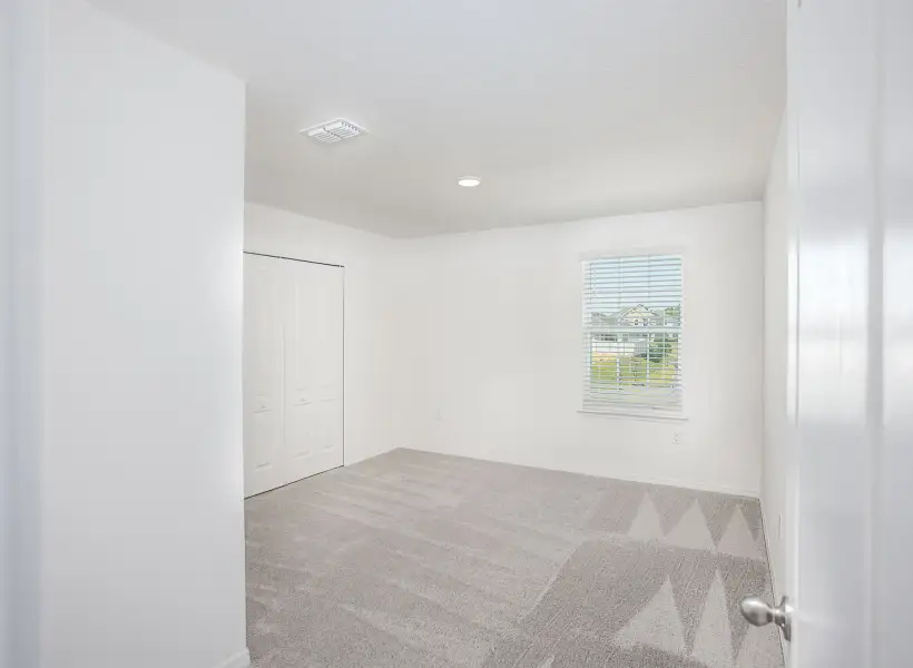 Representative unfurnished interior of a home built from the Melbourne by Maronda Homes in Highland Park, Newberry (Image 23). Representative unfurnished interior of a home built from the Melbourne by Maronda Homes in Highland Park, Newberry (Image 23).