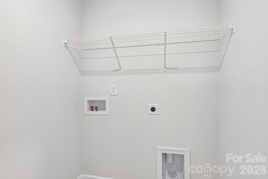 Spacious, unfurnished interior of a new home in Fergus Crossing, York (Image 12). Spacious, unfurnished interior of a new home in Fergus Crossing, York (Image 12).