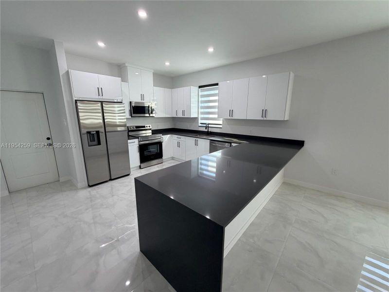 Image 21 of a home in .