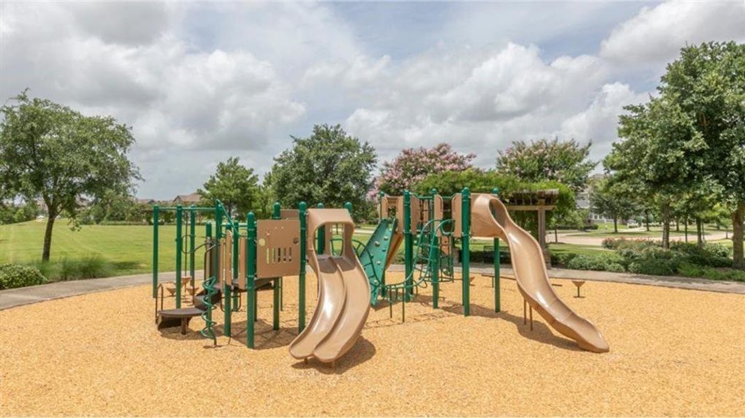 Community amenities in Bridgeland, Cypress (Image 21).