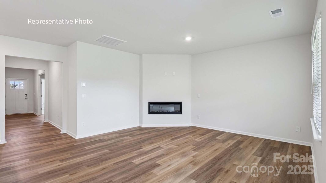Spacious, unfurnished interior of a new home in Laurelbrook, Sherrills Ford (Image 19).