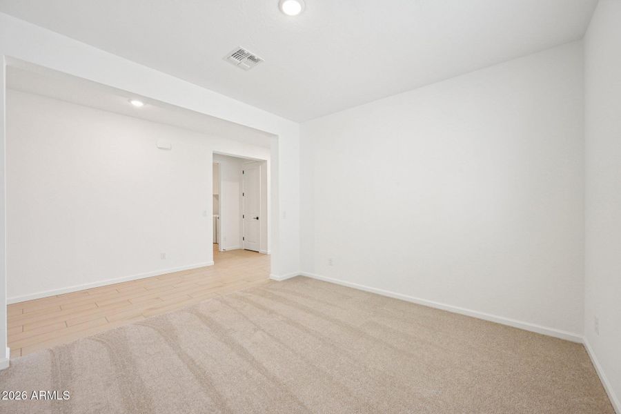 7-web-or-mls-W Brown St-S2703-007