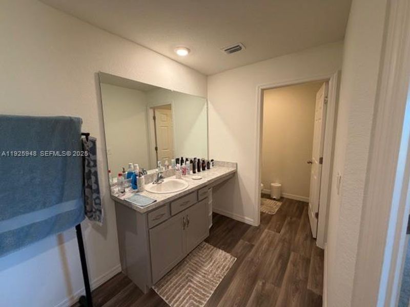 Furnished interior view inside a new home in , Cape Coral (Image 22).