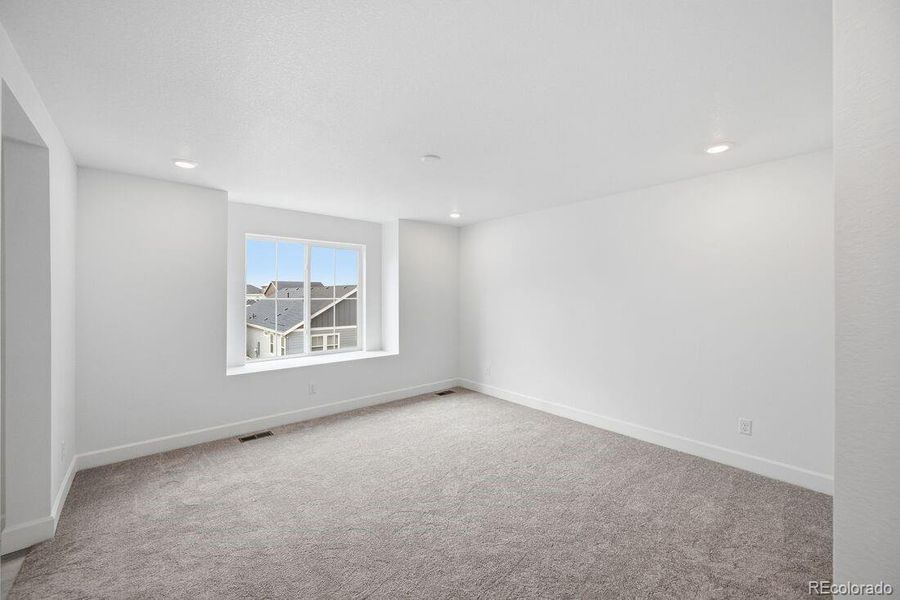 3333 N Catawba ~ Ready Now