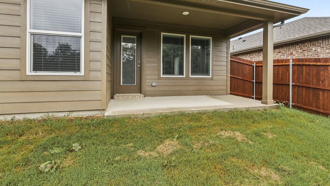 Exterior details and patio area of a home in Hanolley Hills, Sherman (Image 3). Exterior details and patio area of a home in Hanolley Hills, Sherman (Image 3).