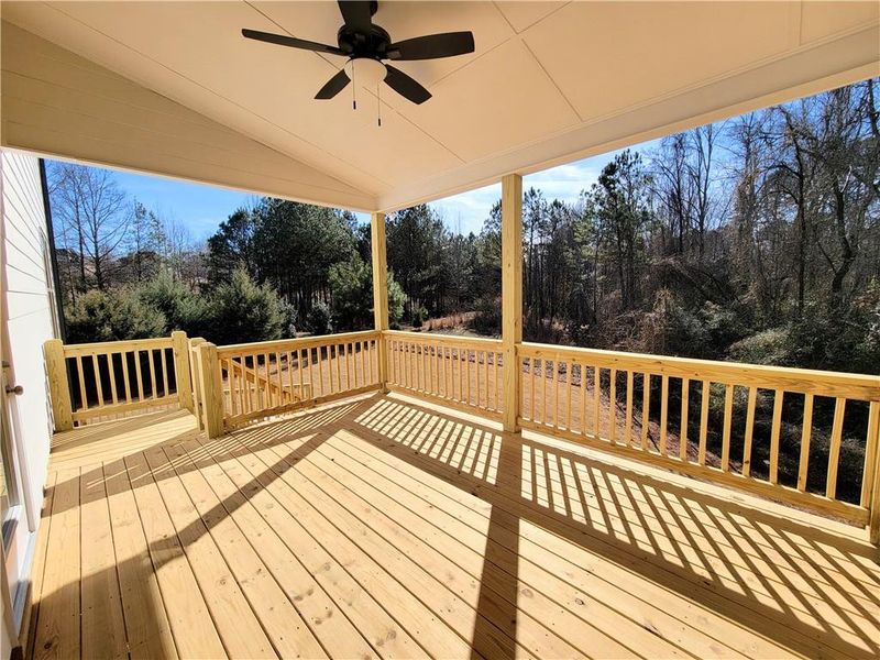 Exterior details and patio area of a home in , Jefferson (Image 4).
