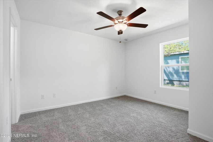 Spacious, unfurnished interior of a new home in , Jacksonville (Image 24).
